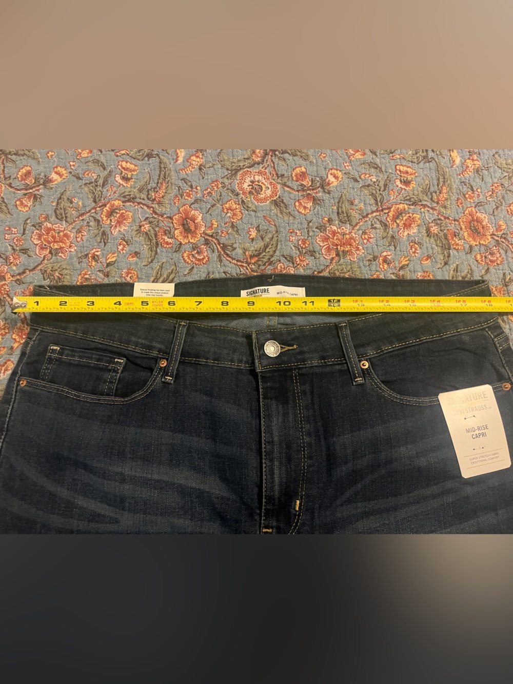Levi’s jeans. Women’s Signature - Picture 15 of 15